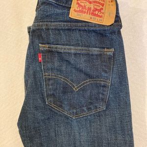 Levis 501 Jeans Mens 32 34 Button Fly Never worn. New w/o tags.